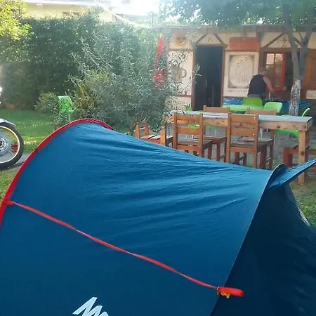 Home It'S Home
