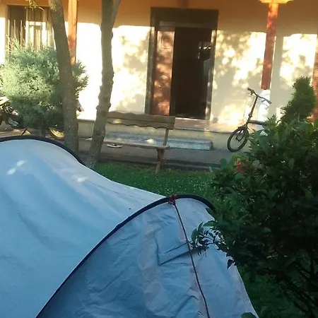Home It'S Home